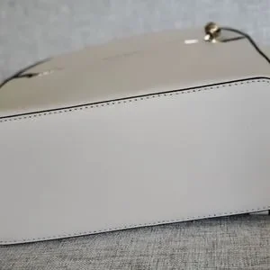 Henri Bendel West 57th Cream Backpack Nwot henri bendel | Bags | Henri Bendel West 57th Cream Backpack  main image 3